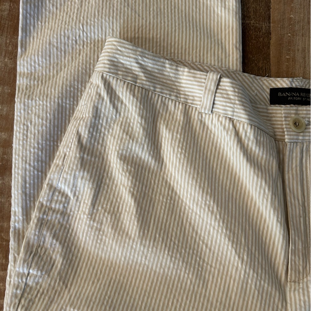 Banana Republic Cropped Wide Leg Pants Size 14 Beige White Cotton Seersucker